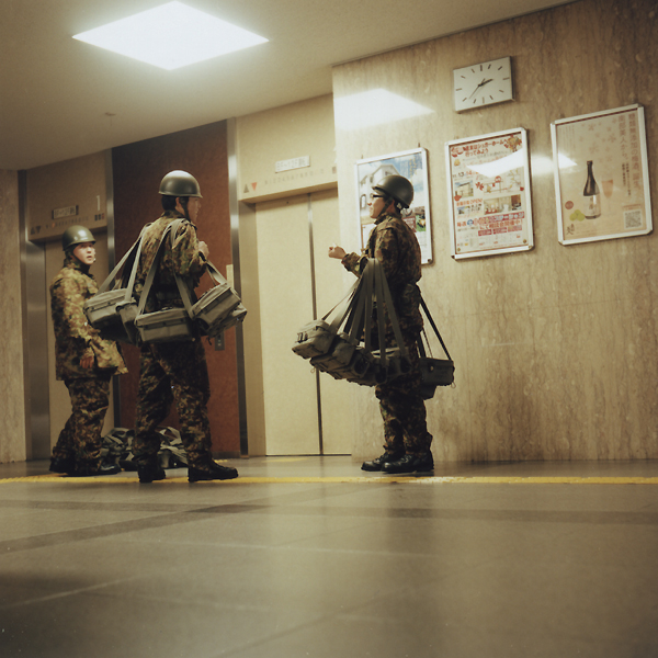 1104_17-2.jpg