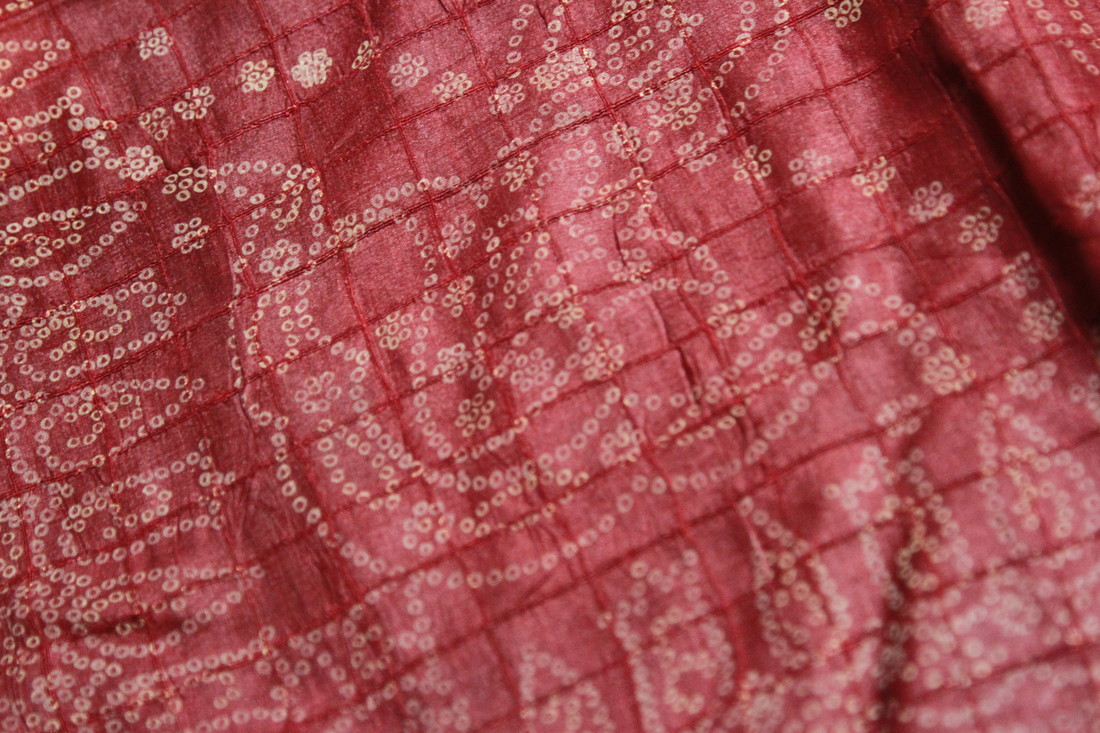 激安直販インド　絹織サリーに木彫りの版木で絞り模様の更紗　1870年代 その他