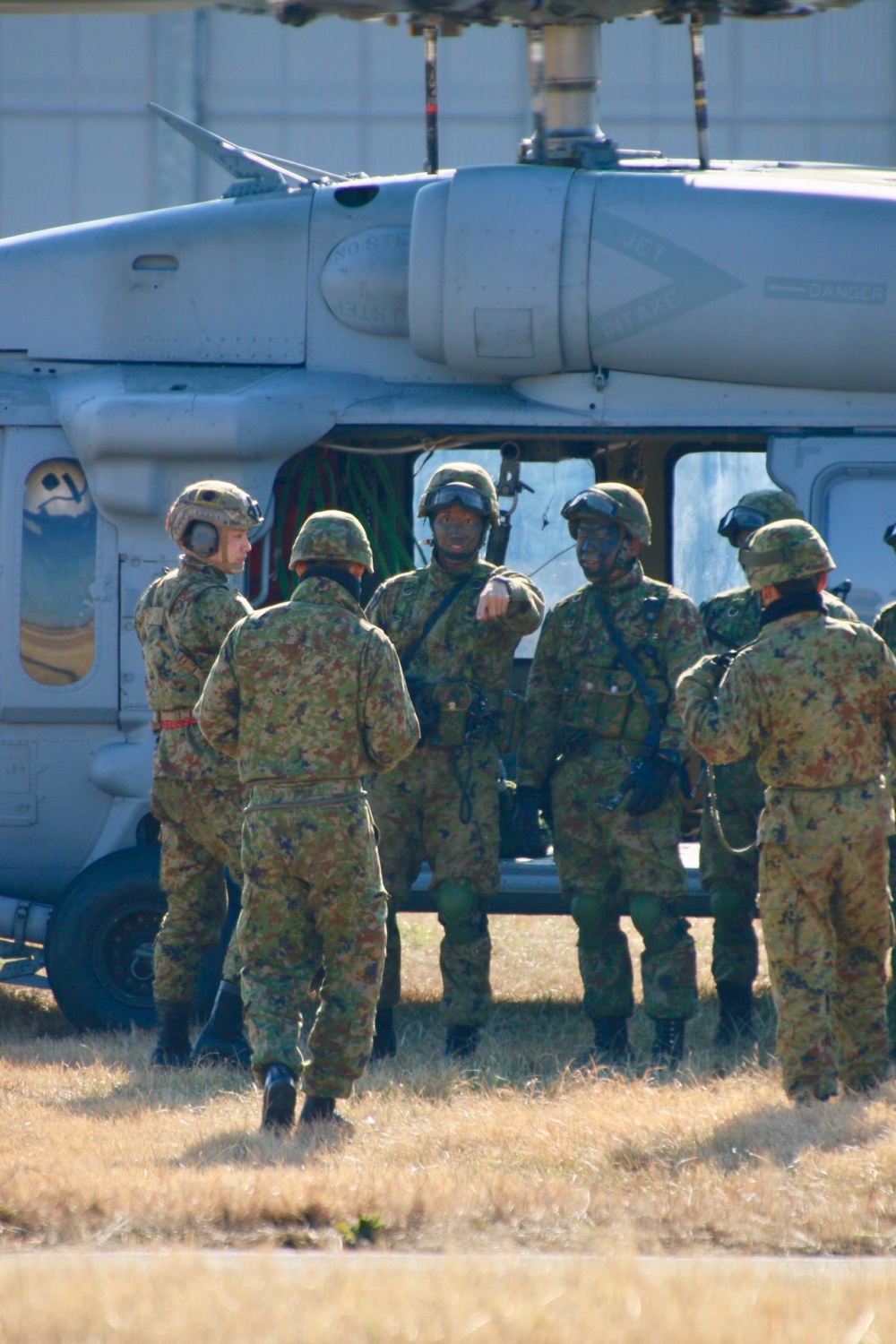 #陸上自衛隊 第1空挺団降下訓練始め'23 | 写真共有サービス 30days Album